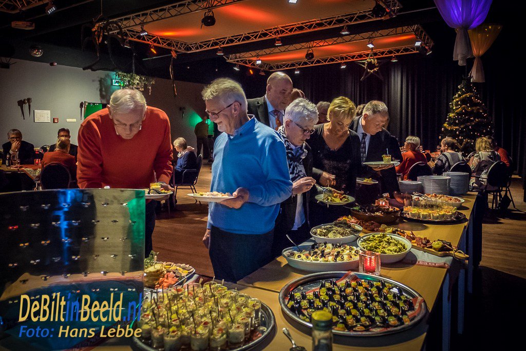DeBiltinBeeld's tweet photo. Kerstdiner Bridge Club 'Open Kaart' in #HFWitte #DeBilt https://t.co/MRG315zlok https://t.co/RVnFMpti8H