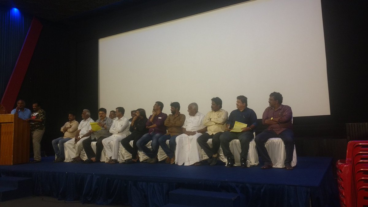 mysixercom's tweet photo. Supporters of #Arulpathy who is contesting  Chennai - Chengalpat distributor association election @sureshkamatchi @cherandreams @SVESHEKHER @TSivaAmma https://t.co/TT9FSsaJ33