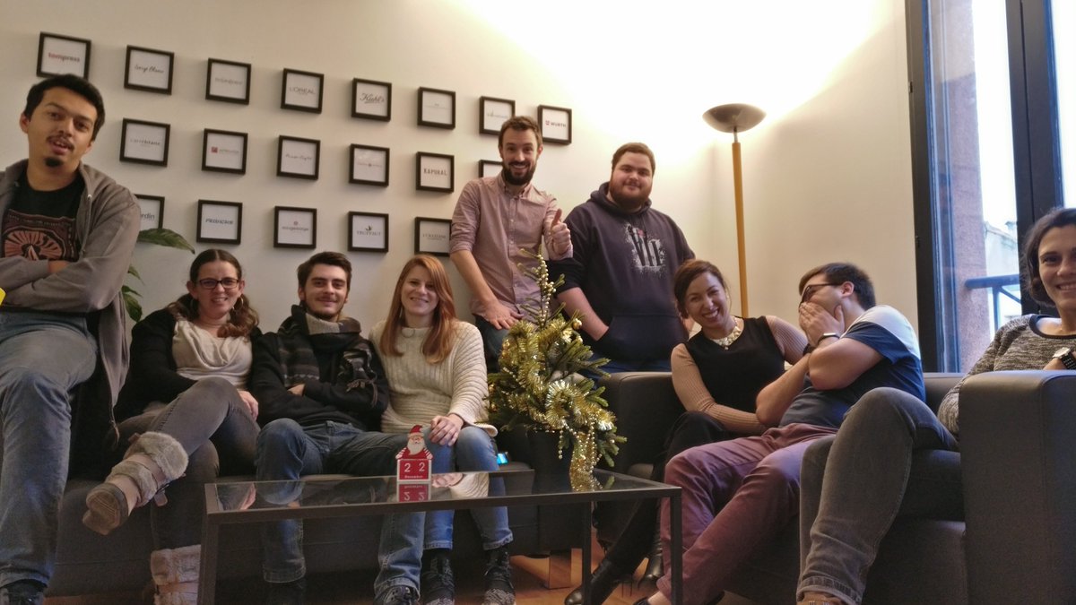 Joyeuses fêtes de fin d'année à tous!
Warmest thoughts for the holiday season!  
The Devatics Team 🎄☃️🎅🏻 
#Christmas2017 #CRO #ecommerce