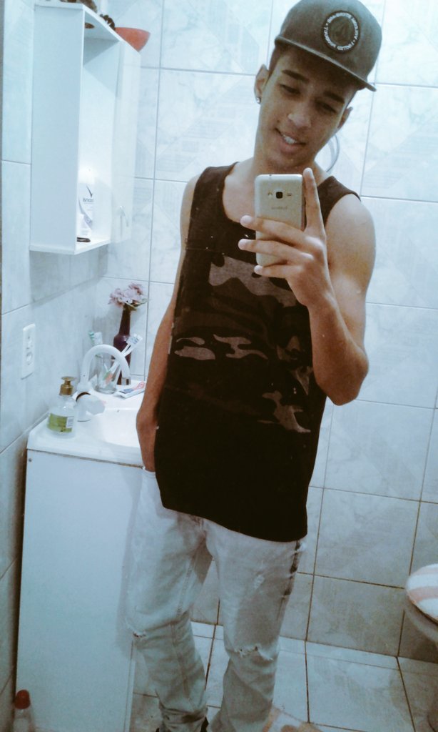 DoouglasSillv's tweet photo. Boa tarde 😌😌 https://t.co/7zNFO27PQz