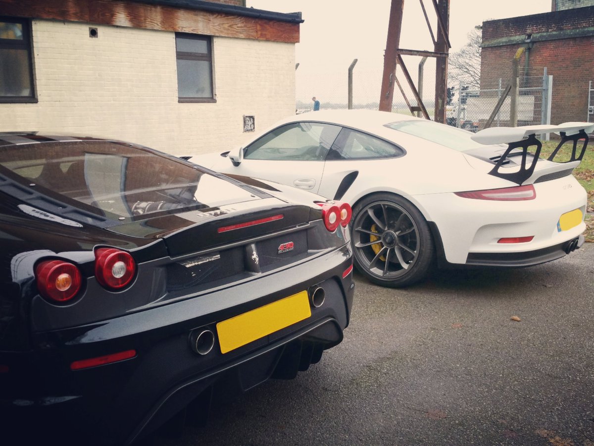 Same goal, very different formulas for reaching it.
Which would you choose, zingy flighty Italian or mighty mechanical German?
#Porsche #991GT3RS
#Ferrari #430Scuderia
#PerfectPair
#yingandyang
#CarStorage @Bicesterheritage