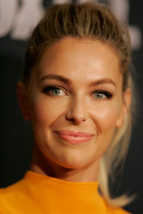 Happy Birthday Jennifer Hawkins !!      