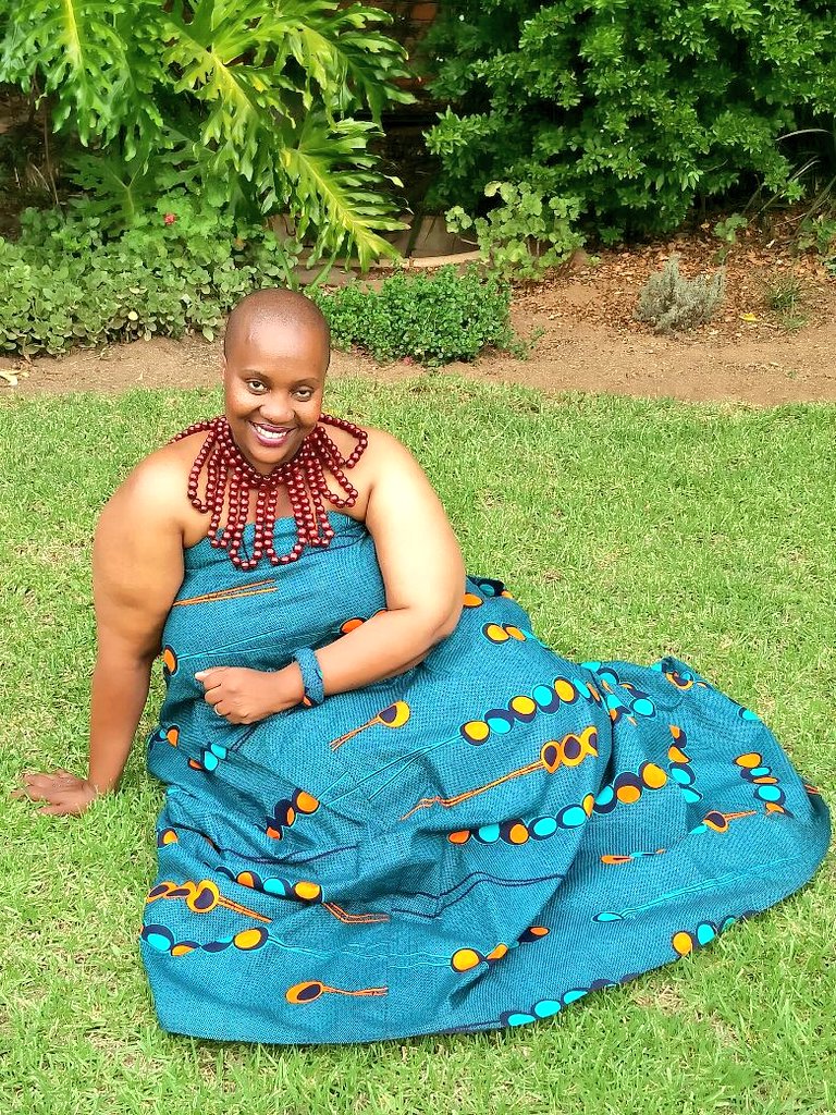 sindivanzyl's tweet photo. πππ #AfricanPrint #MaxiDress by IG: Tsentle_Collection #Happiness #BantingWorks https://t.co/gdjcrio6gP