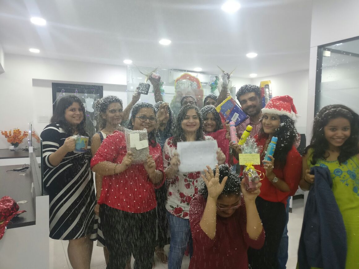 rikta_gupta's tweet photo. Everyone and everything brought joy to #Spaggers, so does this Christmas😀@SPAGAsia https://t.co/BhS0QWUFeS