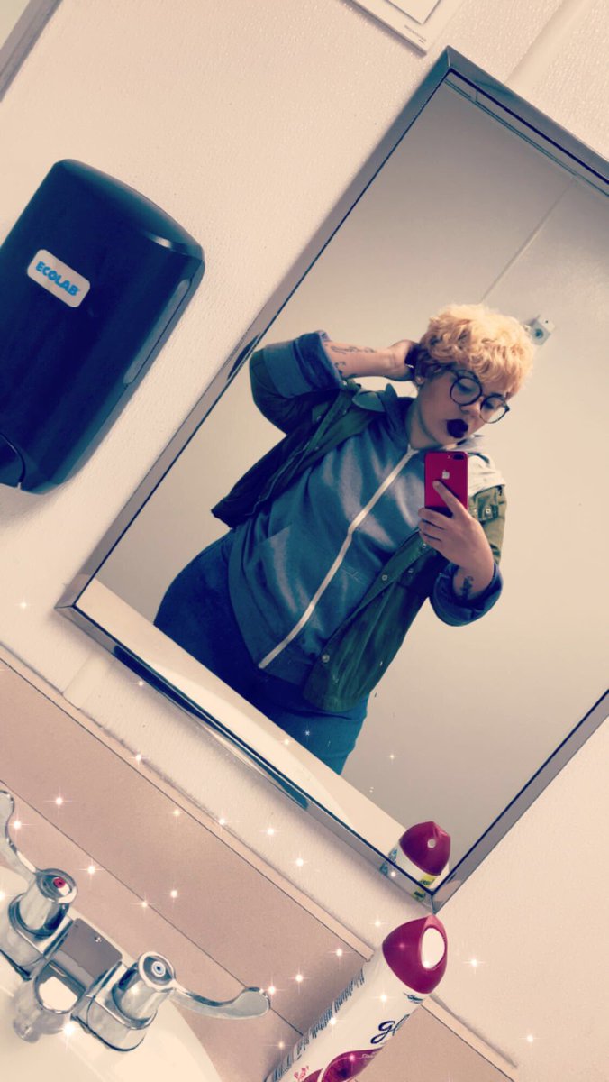 Thykee__Muvaa's tweet photo. @HllyWoodT @XONormaJeane_ Let me Jump on this 😜😜😜😜❤️💙😘👀#PlusSizeWinning https://t.co/AZ4oLK9yNS
