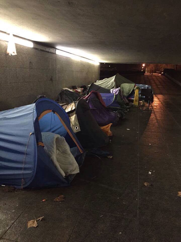EarthsLonAngels's tweet photo. When we were out and about in #Northampton doing what we can for #homeless people. Just simple things help, deodorant, toothbrush and toothpaste, wet wipes etc as well as warm and dry clothes and sleeping bags. Thankyou all for your donations. Always welcome. https://t.co/SaZOOsAA4i