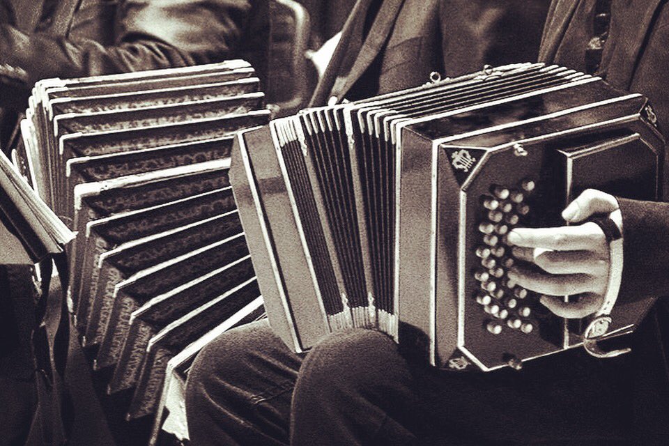 DifusionCultur2's tweet photo. 📢No te pierdas hoy Viernes 22/12, 21hs en el @elanfidelparque  la #Orquesta de #tango de #BuenosAires #despide el año. #gratis 🎧 https://t.co/IJN6zK4iCQ