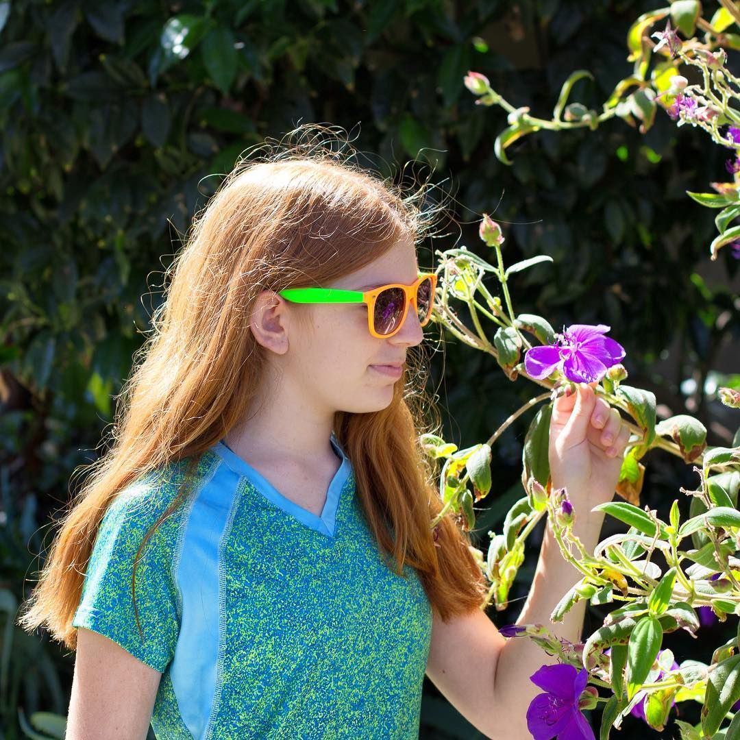 SparkFireActive's tweet image. Each piece of #SparkFire 🔥 gear is as YOU-nique as the girl who #sports it. 👟⚽️🎽 #BeTheSpark
#SHOP here: buff.ly/2xOl7yr