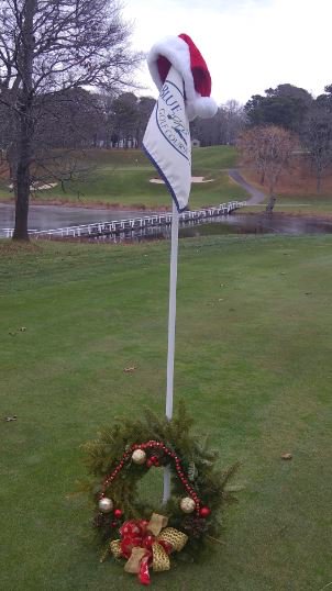 BlueRockGolf's tweet photo. From all of us at Blue Rock Golf Course, we wish you and your family a wonderful holiday season! 

#celebratetheholidays #familyfun #greatfood #enjoy #rjresorts #capecod #bluerockgolfcourse https://t.co/WZY6eC94zH