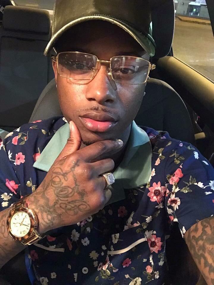 _ClassyStylist's tweet image. Whose boyfriend better than mines 😴😜 ready to see my baby tonight ❤️😎