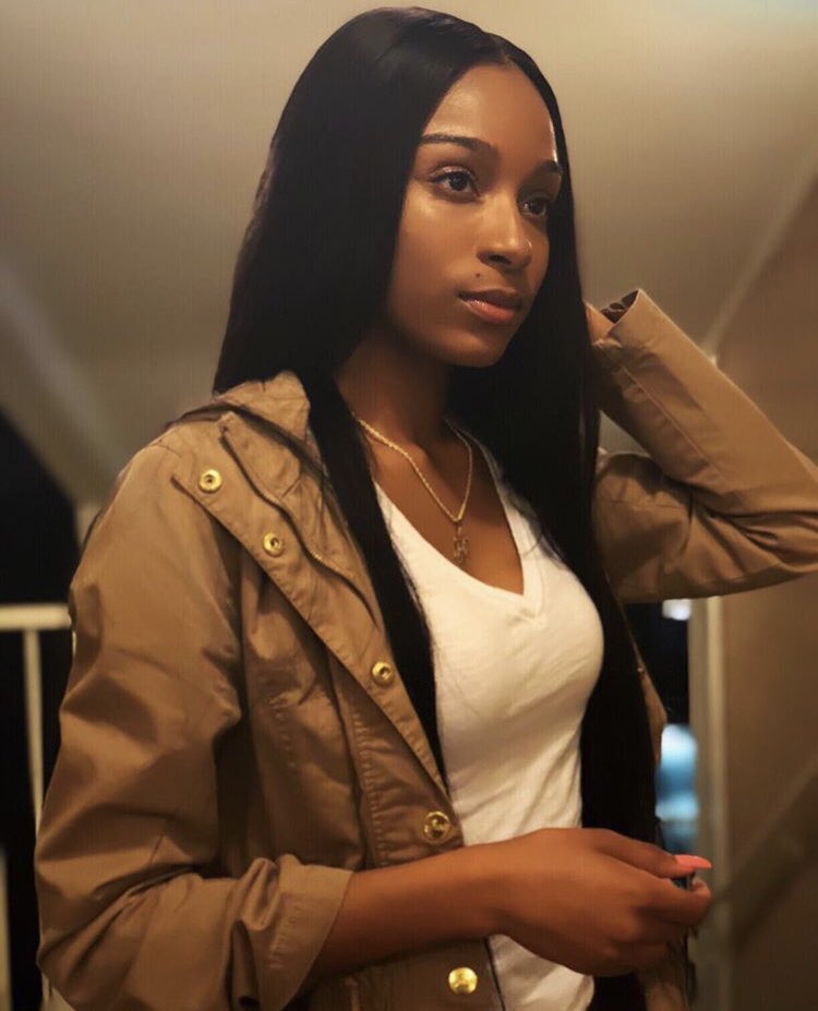empressx_'s tweet photo. I don’t even use twitter but LOVING the tag. #BlackQueensOfUNCC ❤️ My Hearts 👸🏾👸🏽 My Caribbean Students Association Executive Board🇻🇮🇯🇲🇰🇾🇭🇹🇵🇷 https://t.co/2DufyZhS9f