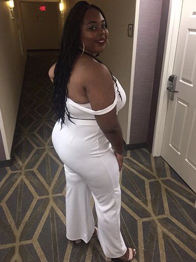 empressx_'s tweet photo. I don’t even use twitter but LOVING the tag. #BlackQueensOfUNCC ❤️ My Hearts 👸🏾👸🏽 My Caribbean Students Association Executive Board🇻🇮🇯🇲🇰🇾🇭🇹🇵🇷 https://t.co/2DufyZhS9f