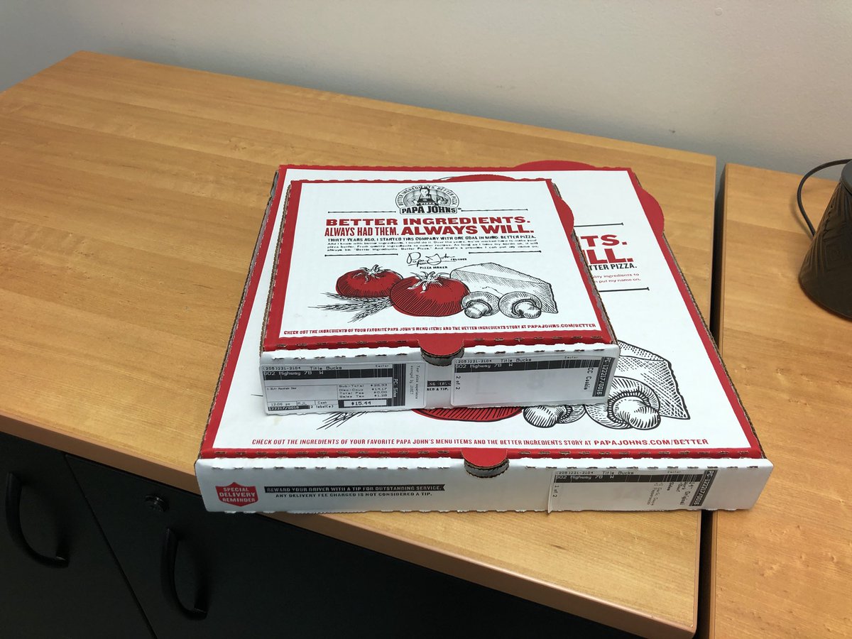 We have been sent a Christmas delivery from a mysterious customer who sent us lunch @Colinkarich @AngiDukeR11 @Ashleysmdec2 <a href="/ShalainaORear/">Shalaina O'Rear</a>