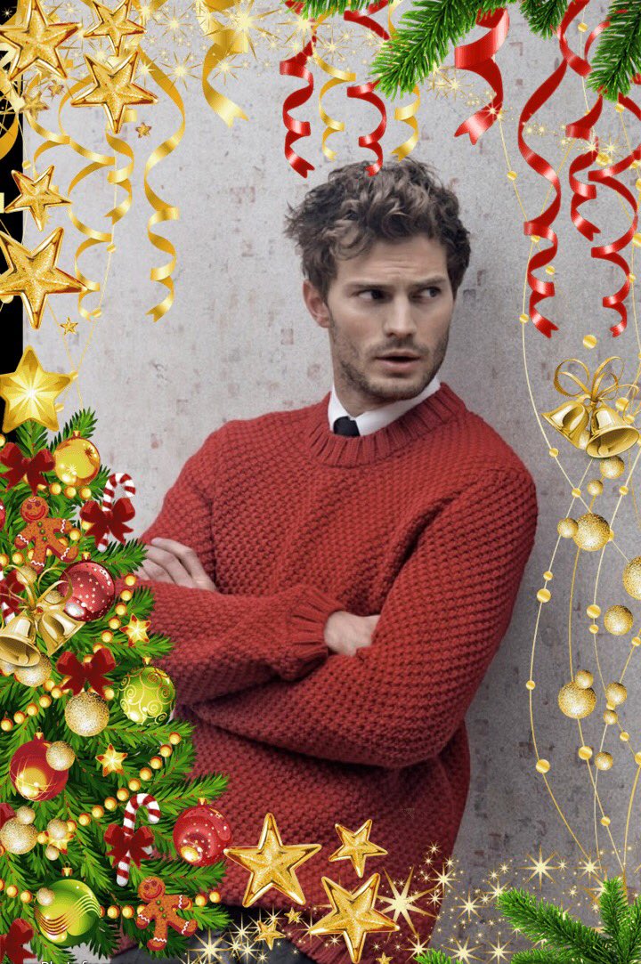 Happy Friday lovelies!! Wishing you all a wonderful weekend! Happy Holidays!! And good luck shopping and wrapping presents to anyone scrambling to get things done before Monday! #JamieDornan