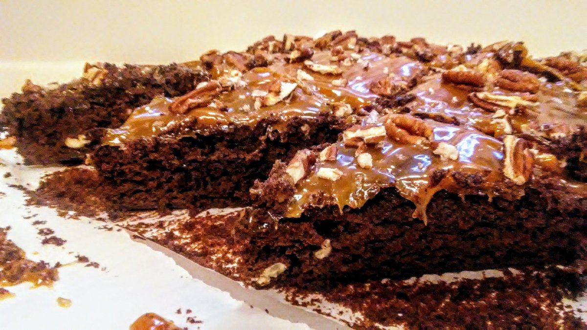 chaosissweet's tweet photo. Gluten Free brownies now available at Sweet Chaos! https://t.co/h4WBkxSAUe