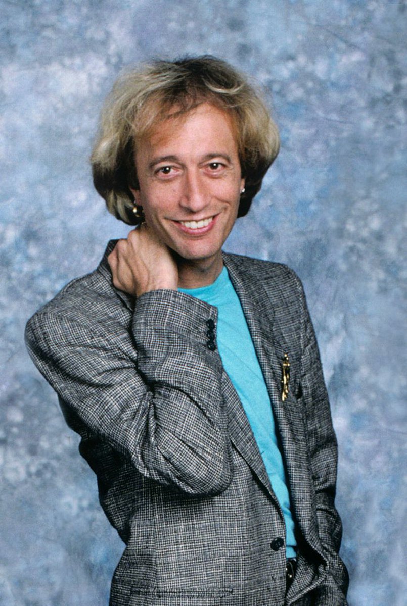 musicaretro_ar's tweet photo. FELIZ CUMPLEAÑOS - HAPPY BIRTHDAY: '' #RobinGibb & #MauriceGibb '' #RIPRobinGibb #RIPMauriceGibb @BeeGees @GibbBarry #BeeGees #BeeGeesFans #60s #70s #80s #90s #2000s https://t.co/JQrAENQ5Qd