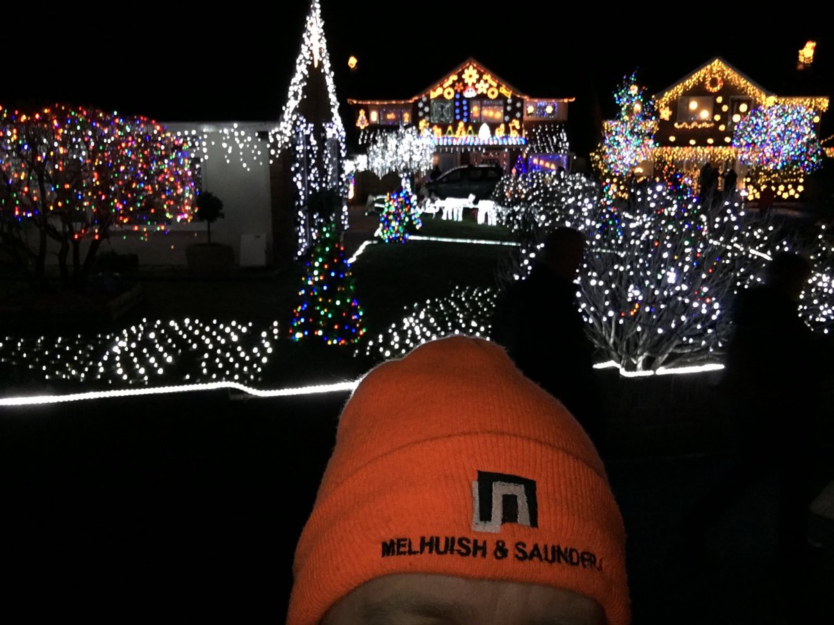 Melhuish & Saunders tweet media