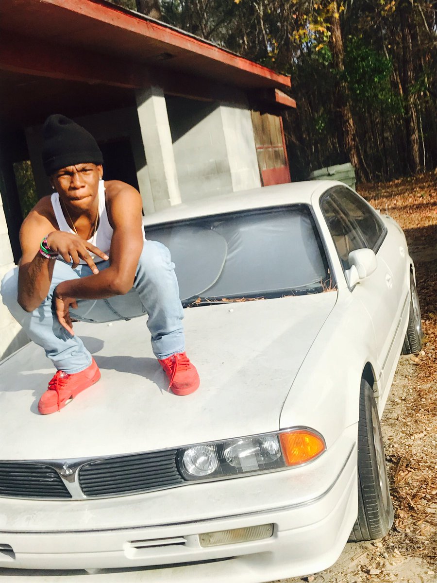 tezg33's tweet photo. Even tho they hated I neva let tht shit phase me 🆎〽️⛑🤤 https://t.co/6hlJl1x1TA