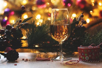 It can take a few weeks to get your baby established in a routine, and it seems vital to continue in exactly the same way every night - but does it mean you have to refuse all invitations and miss out on gatherings with  friends and family? bit.ly/2BRR7B5 #ContentedBaby