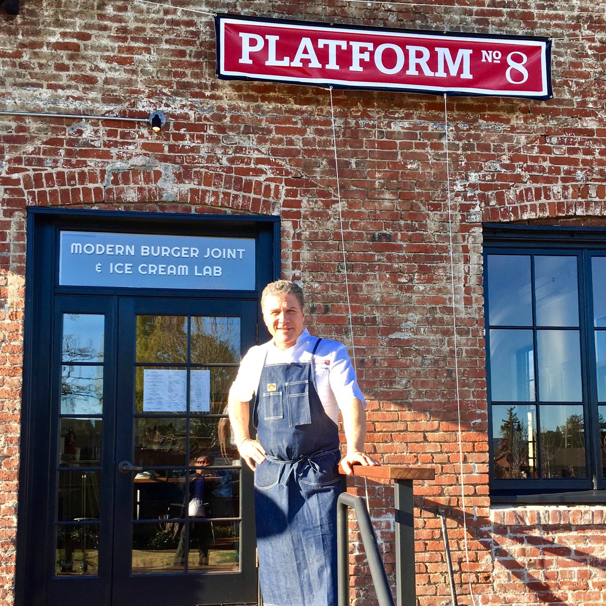 Great fun hanging out yesterday with Michael <a href="/ChefChiarello/">Michael Chiarello</a>, learning the science behind his <a href="/Platform8Napa/">Platform 8</a> nitro ice cream and burgers (meat &amp; fries get nitro, too). So dapper in his railroad apron. Nice touch! #nitrogenicecream <a href="/YountvilleCA/">Yountville Chamber</a> <a href="/VisitNapaValley/">Visit Napa Valley</a> <a href="/VisitCA/">Visit California</a>