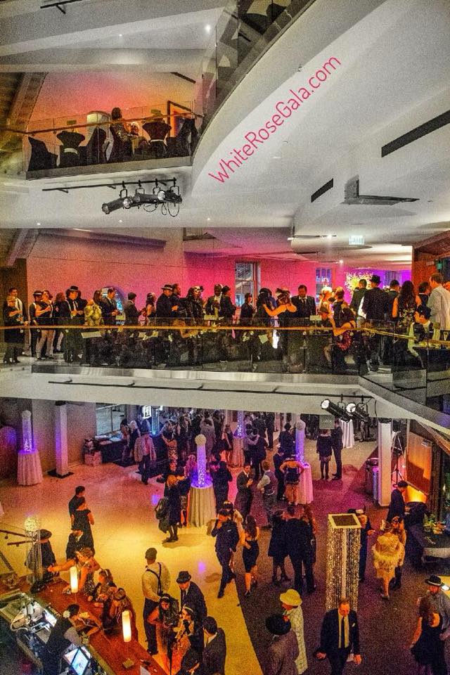 KevinJLarson's tweet photo. When your #newyearseve Party has levels! #whiterosegala #denvernye #denver https://t.co/g92dylWtbf https://t.co/KFiHVGI3SK