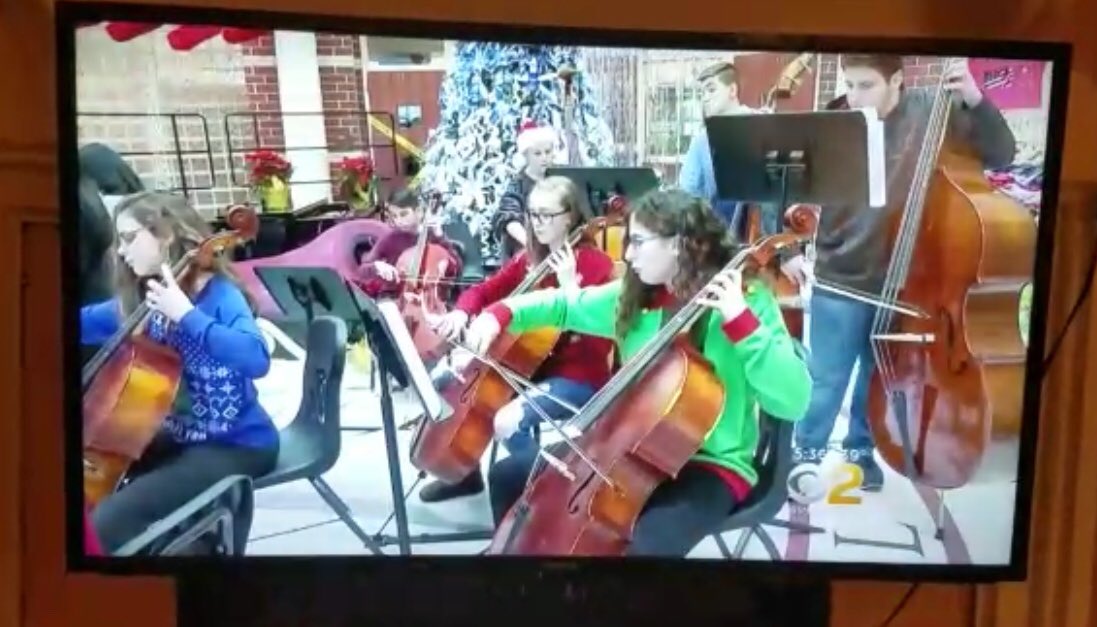 ESMOrchestra's tweet photo. TV stillshots of our #esm #orchestra #musicians from the @CBSNewYork news story that highlighted our  #stuffaschool success! 🎻⭐️👏🏼 https://t.co/gh9wxAPnZ4