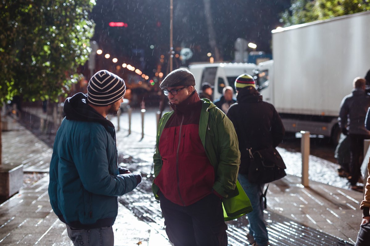 MrDannyKaufman's tweet photo. Directing a commercial in Poland for Bayer Aspiryna. It's so pretty the way they say aspirin....#director #commercial #filmmaker #marriedyoung #Danielkaufman https://t.co/fwTpF2qOzQ
