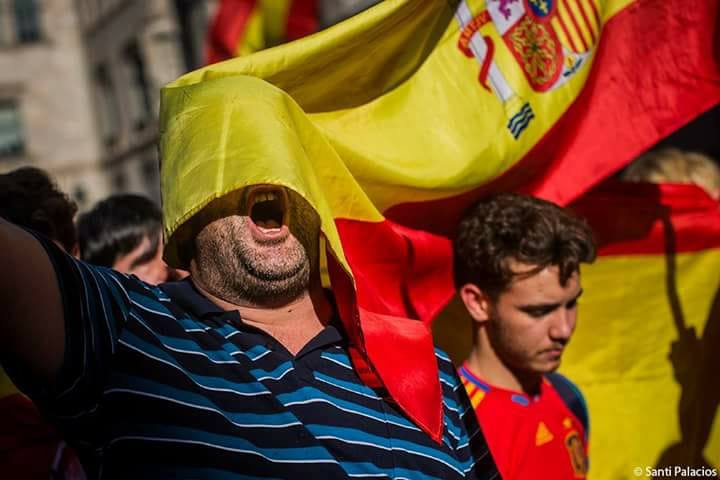 Lo de ayer fue lo que fue, lo que la gente entendió que era, un plebiscito acerca del Procés, del 155 y sus ejecutores activos y pasivos, un plebiscito acerca de la DUI... facebook.com/photo.php?fbid… #EleccionesCataluna