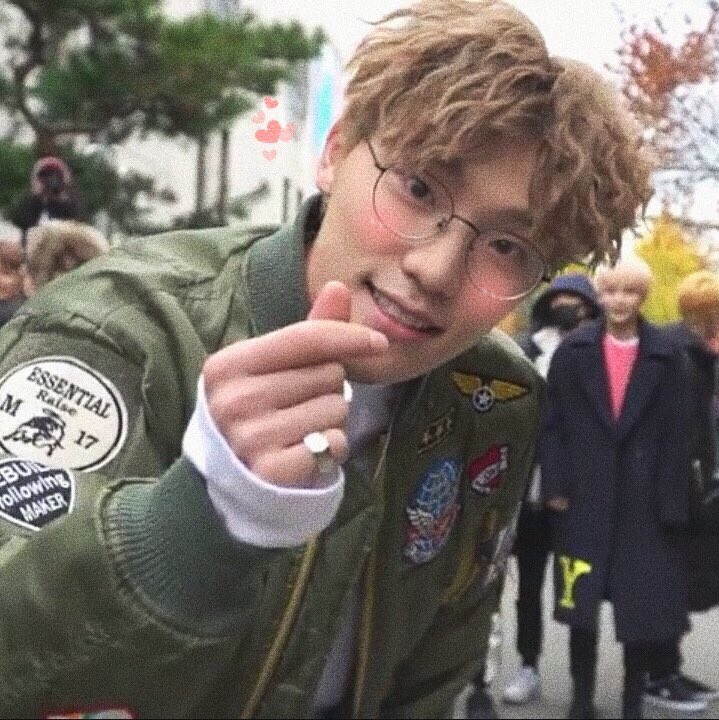 svtsoftbot's tweet photo. #dino ➵ #디노 ♡༉·₊˚ https://t.co/PgAAzEATVu