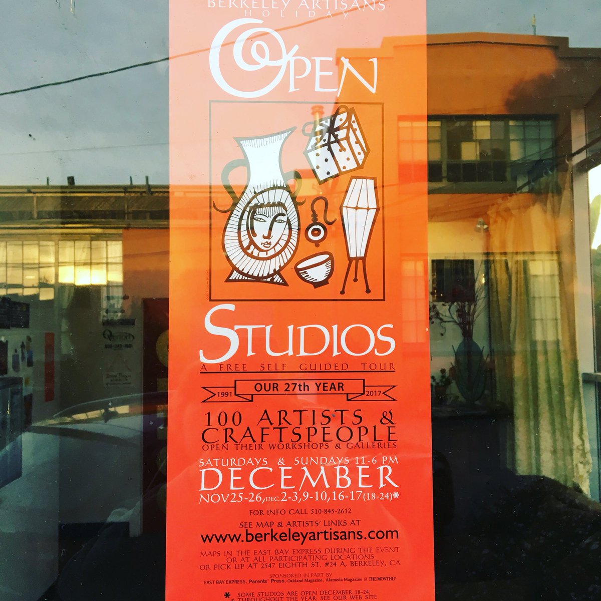 CathrynHrudicka's tweet photo. #BerkeleyArtisans: For last-minute shoppers, some of the talented #Berkeley #artists and #craftspeople will be holding Open Studios through the afternoon of Christmas Eve. Info at https://t.co/fhh15YfoL0 #FineArt #art #arts #crafts #EastBay #SFBayArea #NorCal #HolidayGifts https://t.co/Rlap751Wwz