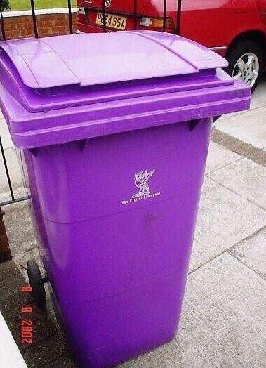 EPLBible's tweet image. Which Goalkeeper would you rather have? 🤔

RT - Purple Bin
Like - Simon Mignolet
