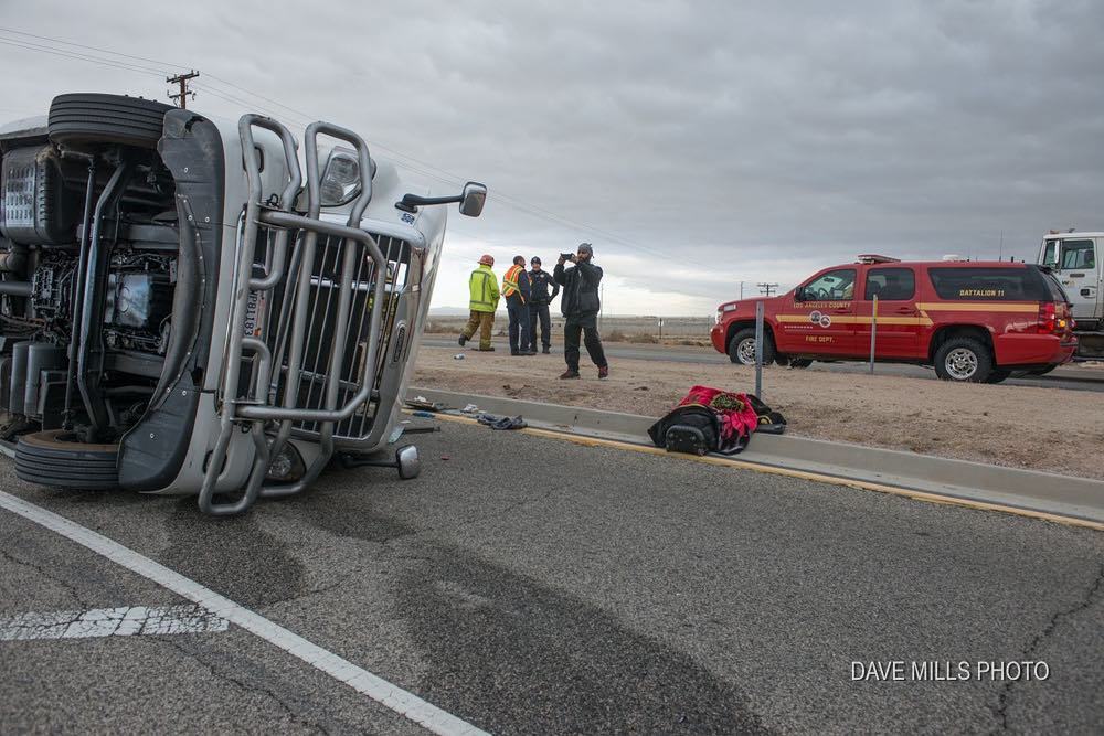 DaveMillsPhoto's tweet photo. #chiefmiller #fireengine
#firetrucksofamerica
#wildlandfirefighter
#wildlandfire
#thefirenews
#davemillsphoto
#firetruck #firedepartment
#firefighting #firehouse
#firedept #Paramedic
#chp #emergency #chiver
#chive #IAFF @lacodfpio
#lacountyfd #thinredlin… https://t.co/qZLfKKEVoR https://t.co/EG35IaHm1W