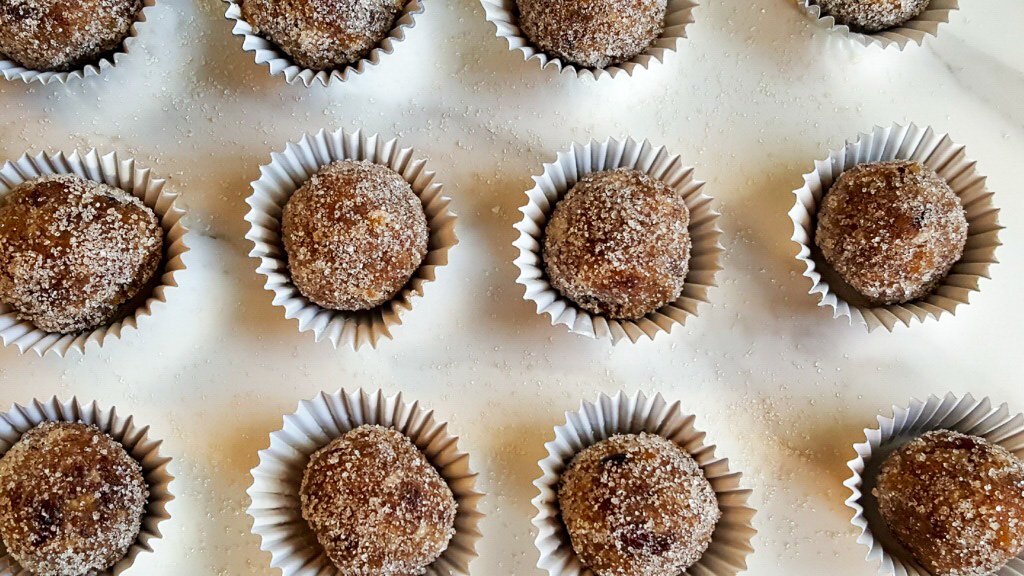 sweetendeavors's tweet photo. "While visions of Sugar Plums danced in their heads..." Recipe coming to the blog soon!
#sugarplum #sugar #Christmas #Christmas2017 #Foodies #FoodieFriday #dessert #sweet #blogger #foodbloggers #baking #ChristmasCountdown https://t.co/p9vg9VJsJ5