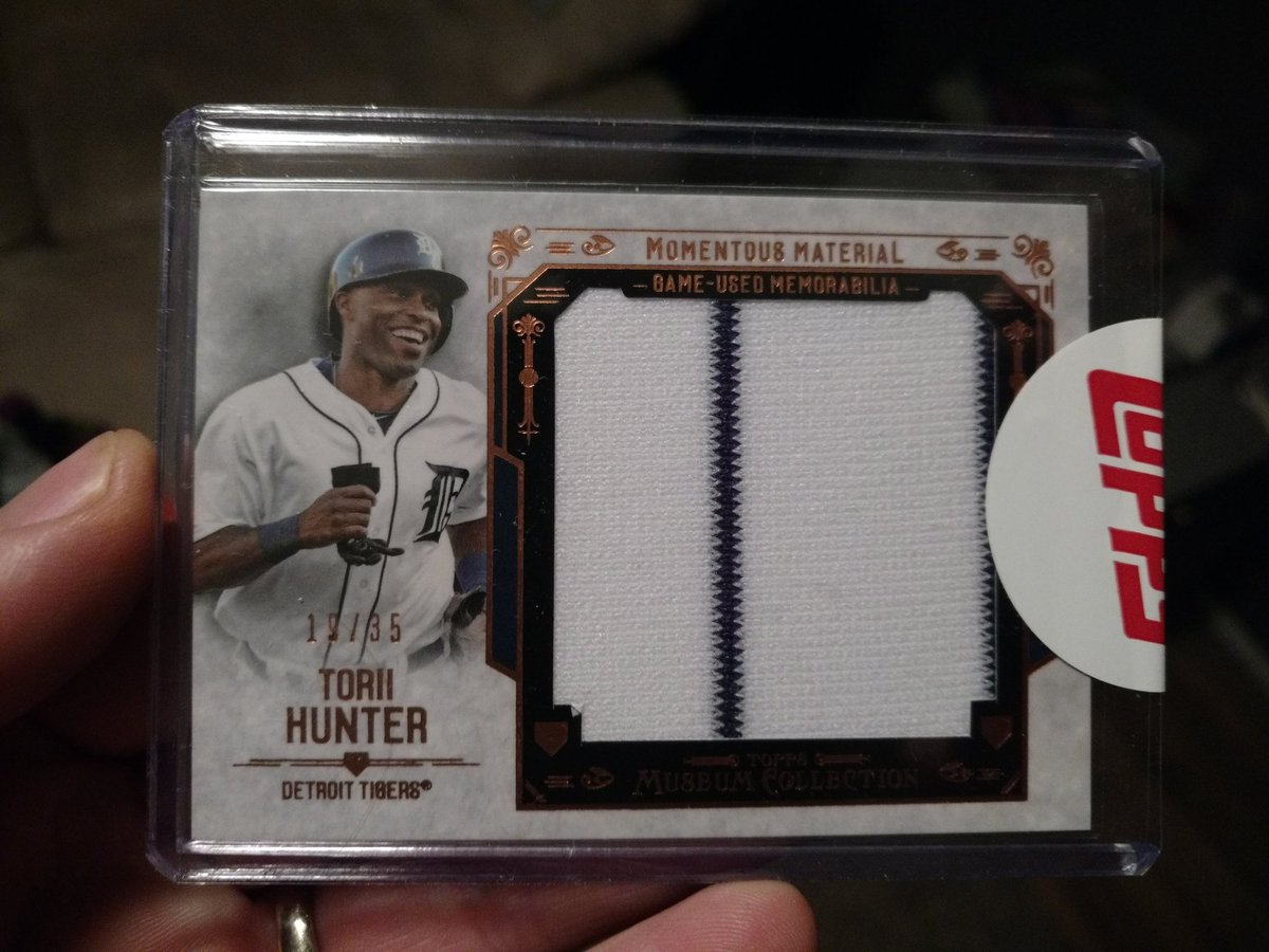D_Frank34's tweet photo. Quick Christmas giveaway!!!! Any @toriihunter48 or @tigers fan out there?!? Just reply back with #SantaDerek. Winner announced Christmas Day at 2pm MTN. https://t.co/6y20yvi7sv