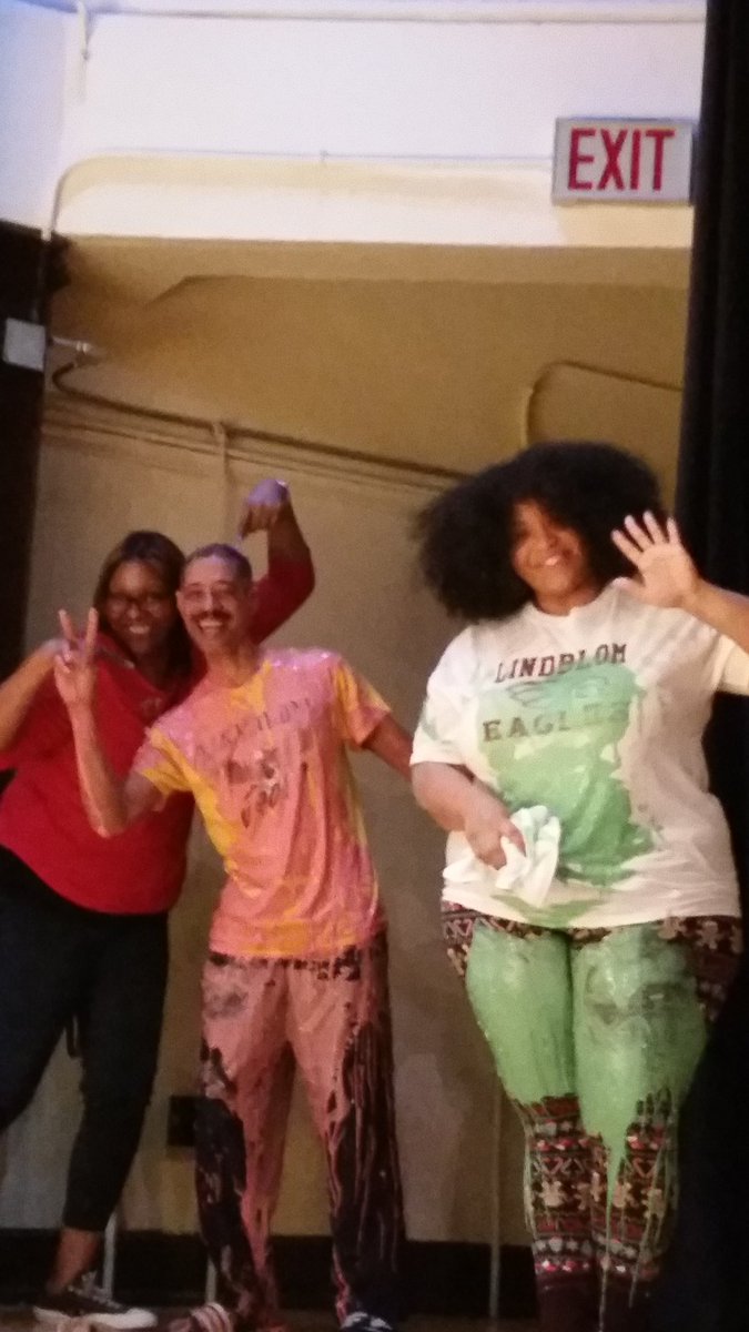 ecopper3's tweet photo. @LMSAEagles. Slim to raise money for 100th LMSA Anniversary. Great school spirit https://t.co/LFLNdOjmPG