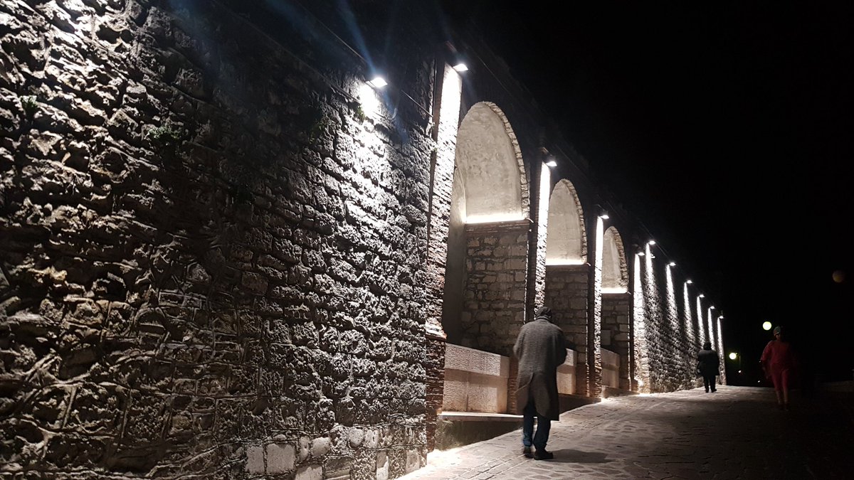 unplibasilicata's tweet photo. Suggestivo ed emozionante #PresepeVivente nel #ParcoUrbano delle #CantineDiBarile già scelte da @PierPasolini per #scene #VangeloSecondoMatteo 
Plauso a @ComunediBarile #Proloco #associazioni locali e #Scuola per non facile organizzazione.bravi https://t.co/tlkHH7vWEJ