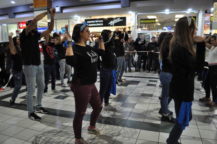 #Zamora Los jóvenes de Educación de Calle felicitan la navidad con mucha marcha
goo.gl/AC7pYM