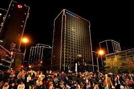 gohrt_com's tweet image. Planning to ring in the New Year in @NorfolkDowntown this year? HRT and the @NorfolkVA have extended light rail and ferry service until 2am Dec. 31st. #HappyNewYear #TryTransit #Safetyfirst