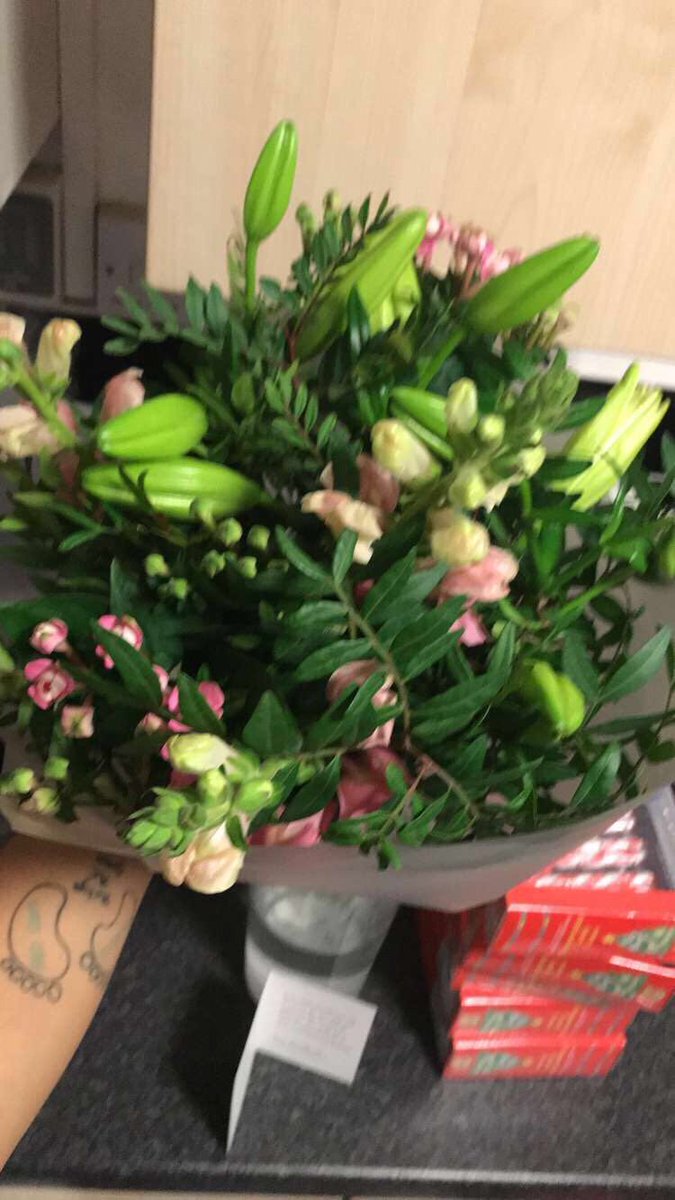 A little thank you to one of the team Roxanne for going beyond the extra mile and taking a pregnant couple to hospital when having contractions as they had no other way of getting there, this obviously meant a lot to them 😊  <a href="/Notts_Goldsmith/">PI Notts Goldsmith</a> <a href="/Sheffield_PI/">Alison Pickering</a> @Valerie_PI3R