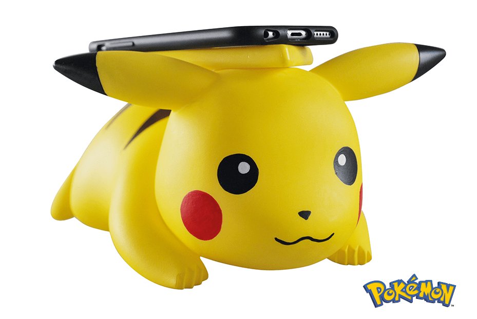 AGoodBite's tweet photo. All I want for Christmas is... Esse carregador sem fio no formato do pikachu https://t.co/eUzGw3nO3d