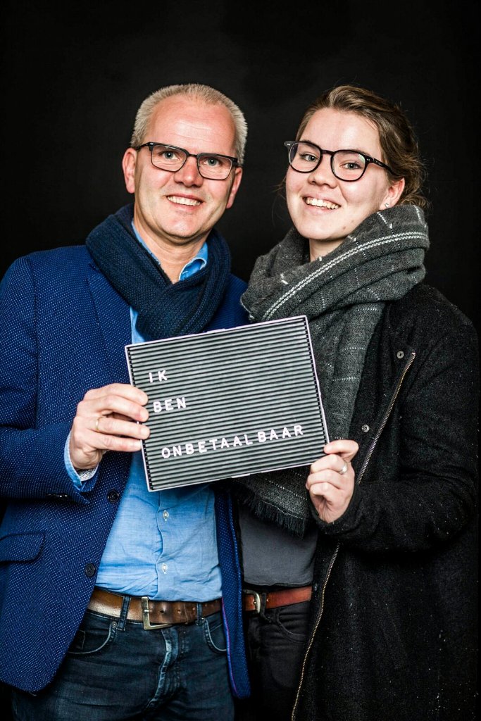 HansDingemanse's tweet photo. Weet wat je waard bent! Waardevol&amp; onbetaalbaar Goed dat @ExxposeNL  realiteit van prostitutie aan het licht brengt https://t.co/4vjcrw5Awh