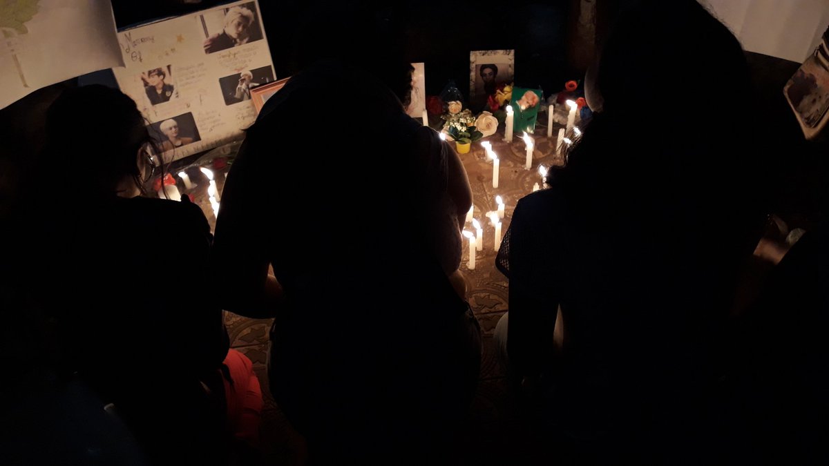 spookchim's tweet photo. Memorial de Belém para o nosso querido Jonghyun ❤❤❤❤❤ https://t.co/9UxRYGT9fE