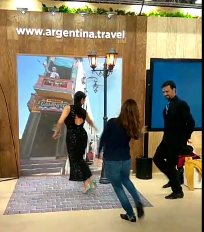 tangomice's tweet photo. 2017 un año fantástico! 
¡Gracias a nuestros amigos! 
¡Les esperamos en 2018 con más Tango en nuestras vidas!
¡Feliz Navidad y un gran 2018! 
A &amp; G https://t.co/rZzGGwmi9i