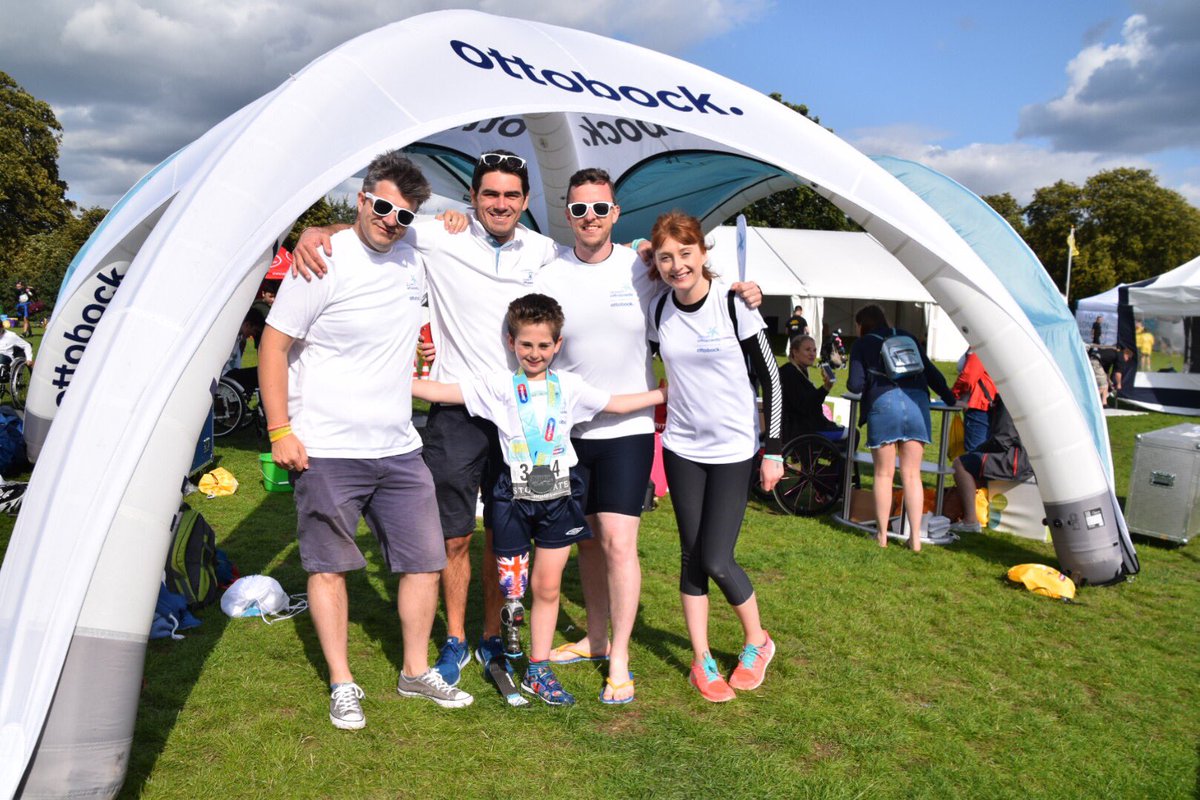 <a href="/ottobockuk/">Ottobock UK</a> Merry Xmas! BIG THX for your support <a href="/ottobockuk/">Ottobock UK</a> <a href="/yates_philip/">Phil Yates</a> @stuwheatley <a href="/la_beaty/">uuu</a> <a href="/mrjohngray/">John Gray</a> <a href="/DorsetOrtho/">Dorset Orthopaedic</a> <a href="/mat_dorsetortho/">matthew hughes</a> @carbon_king! Rio has had another fantastic year living life to the full thx to his amazing #Ottobock #DorsetOrthopaedic #Prosthetics! #StriveForBetter