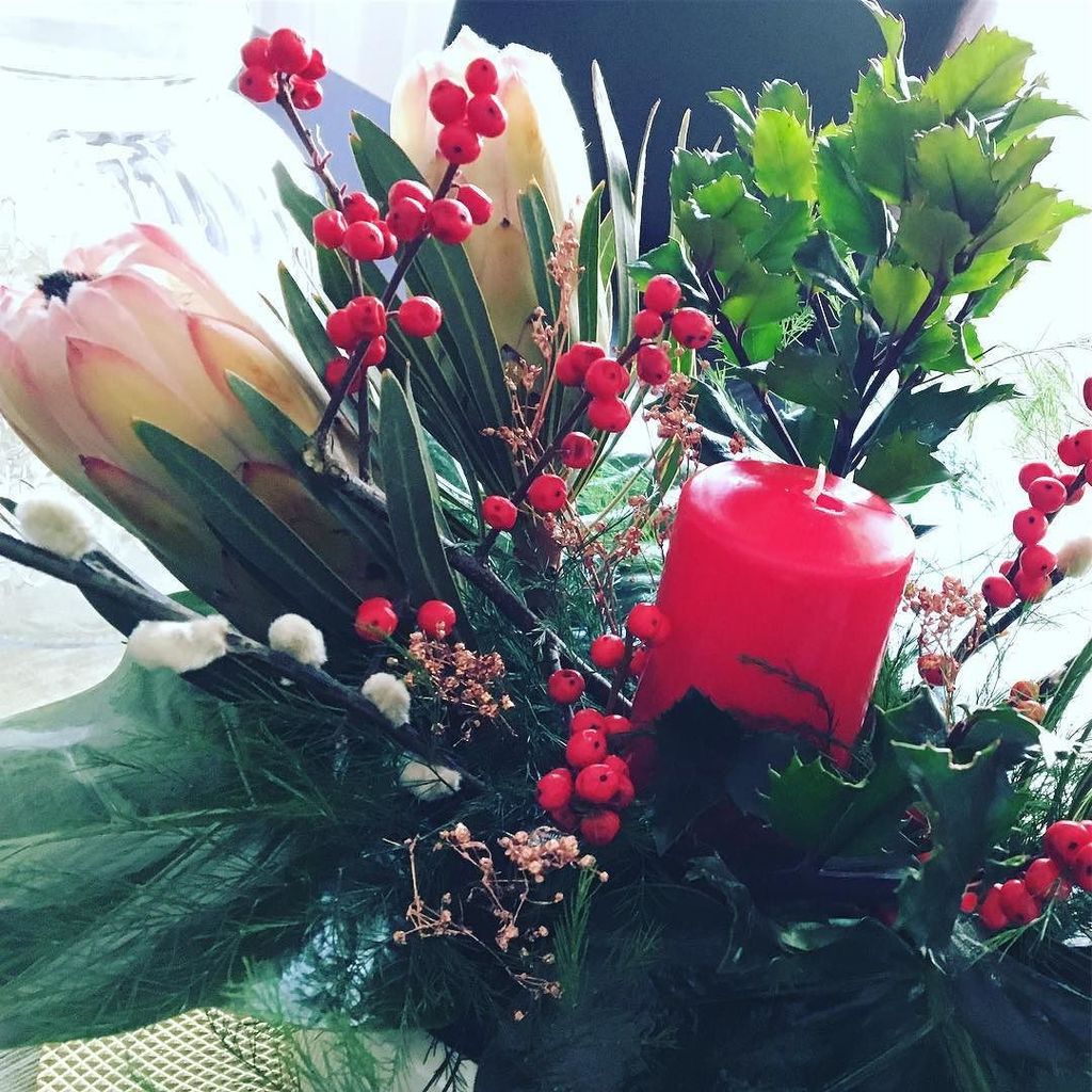 estersinh's tweet photo. Sorpresas navideñas que te tocan el corazón #presents #christmas #homesweethome #worksweetwork https://t.co/oJDJKGFqiF https://t.co/wYkAztDLG1