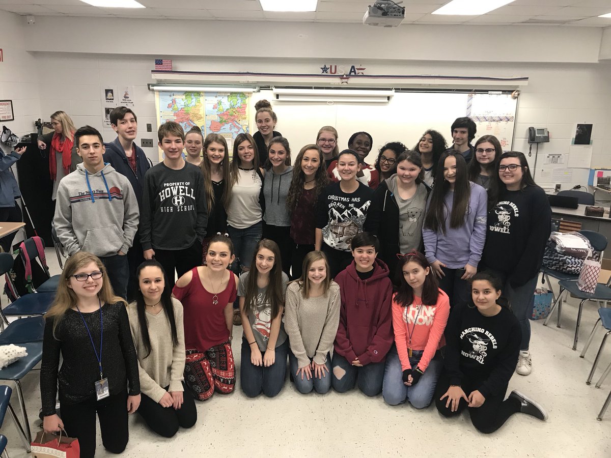 All smiles in C107! #lovethem #humanities Happy Holidays!!!