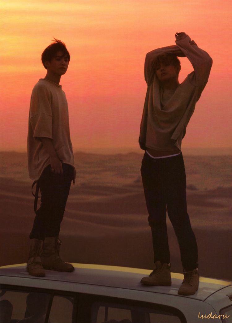 heyyyjude10's tweet photo. #VAppreciation #TaeKook #VKook #PartDos #TheBabies #TheySoCute #BoyfriendMaterial #IJustWantToCuddle #Jungkook #Taehyung https://t.co/lvw1JLgmTS