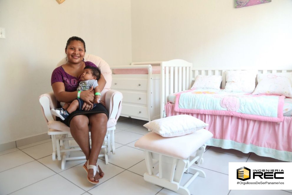 IngenieriaREC's tweet photo. Nuestra emoción mas grande es saber que cientos de familias pasaran esta navidad en su nueva casa propia #OrgullososDeSerPanameños https://t.co/VjK4ifnMv6