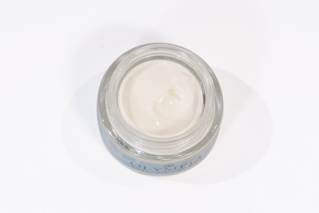 bee_holistic's tweet photo. Olympia cosmetics is the next generation of 100% #natural products created for your convenience in order to offer you what you really need for the #health of your #skin. https://t.co/WmFy5NrVBs https://t.co/tbckTsHJkX