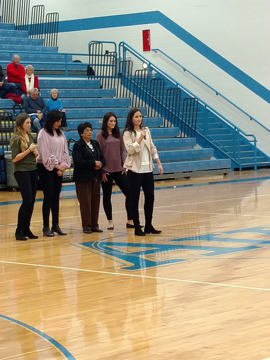 AWGenerals1's tweet photo. AW grad Taylor Leach honored prior to tonight's basketball game and her professional soccer jersey is now proudly displayed at AW. She was a part of teams that won NLL championships in both soccer and basketball. https://t.co/J1XSwt5rdW